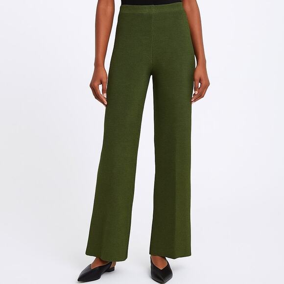 St. John Collection Green Santana Knit Pleated Pull On Straight Leg Pants Size 8 - Picture 1 of 4